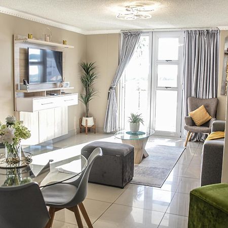 Апартаменты Cascades 103 Порт-Элизабет Экстерьер фото